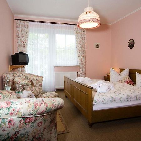 Pension Landhaus Hochfeld Цвизел Екстериор снимка