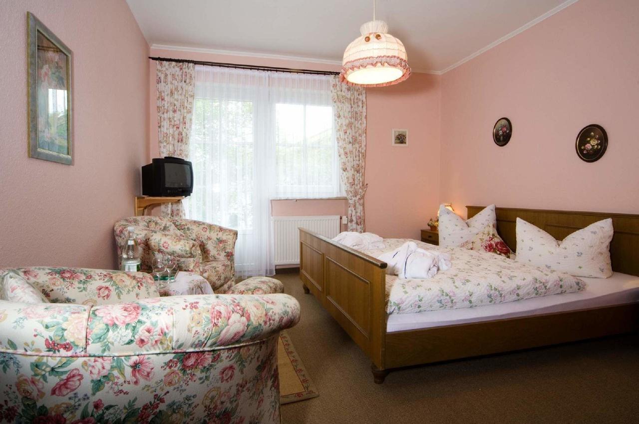 Pension Landhaus Hochfeld Цвизел Екстериор снимка